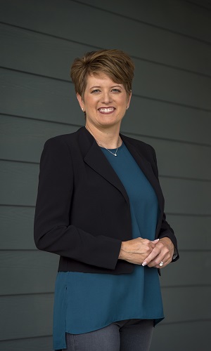 Angie Hicks Chief Customer Officer, ANGI Homeservices // Cofounder, Angie’s List